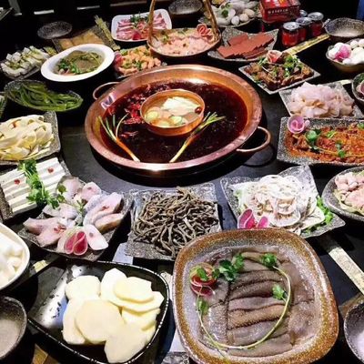 寧強重慶曉宇火鍋高薪誠聘大堂經理，薪資高達5000元